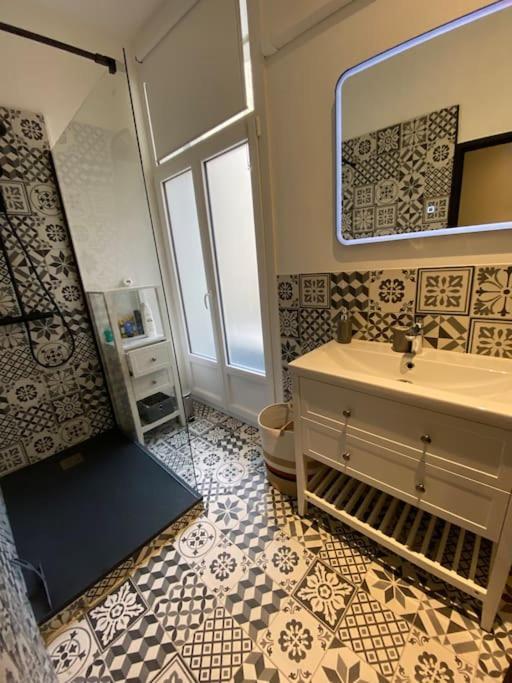 Appartement Paul Riquet Avec Place De Parking Beziers Exterior photo